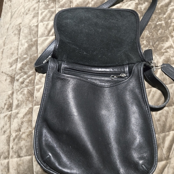 Vintage Coach leather Hippie Flap Bag Crossbody Saddle Purse in Black Style 9135 - Picture 7 of 8